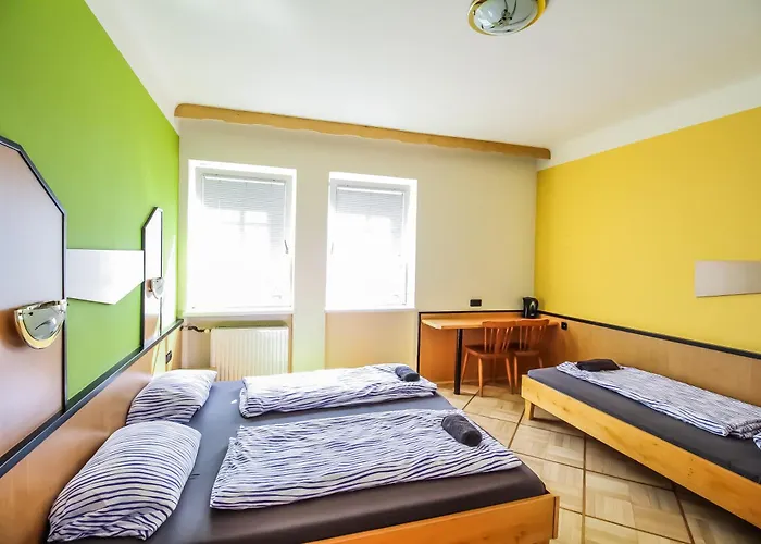 Cozy - U3 Hutteldorferstrasse וינה