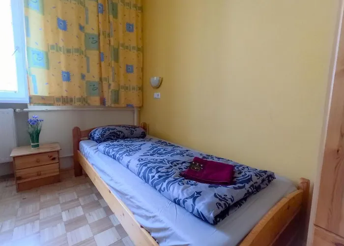 Cozy - U3 Hutteldorferstrasse בית אירוח