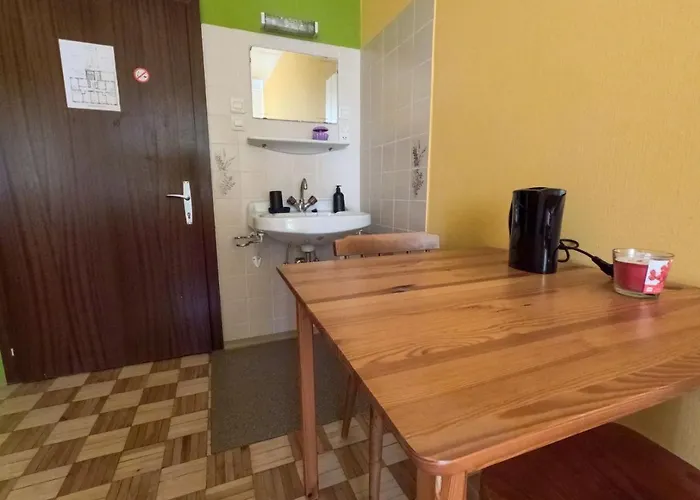 Cozy - U3 Hutteldorferstrasse בית אירוח