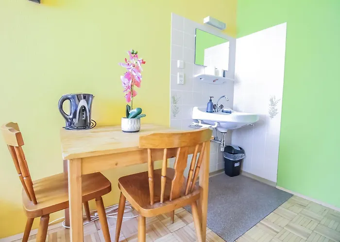 Cozy - U3 Hutteldorferstrasse *
