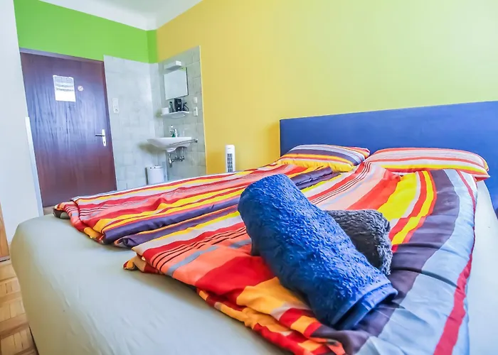 בית אירוח Cozy - U3 Hutteldorferstrasse וינה