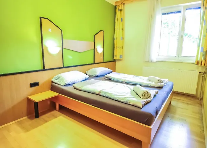 Cozy - U3 Hutteldorferstrasse *