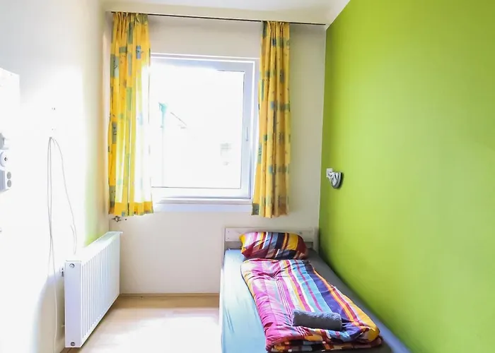 Cozy - U3 Hutteldorferstrasse בית אירוח