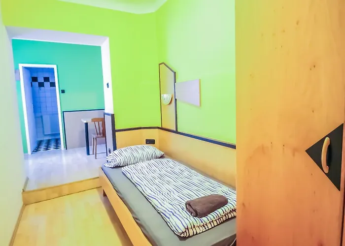 בית אירוח Cozy - U3 Hutteldorferstrasse